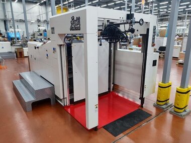 Еще одна машина UANCHOR заработала в типографии Superwave Group