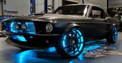 В Microsoft оснастили ретромобиль бортовым компьютером c Windows 8 и Kinect