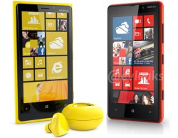 В Сети появились фотографии Nokia Lumia 820 и 920 
