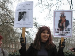 Британский хакер Гэри Маккиннон не будет выслан в США