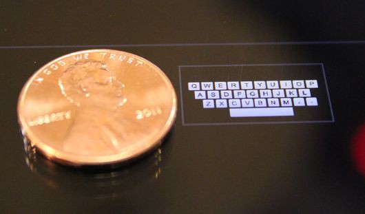 В Университете Карнеги-Меллона изобрели QWERTY-клавиатуру ZoomBoard для «умных» часов