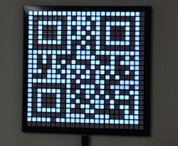 Часы QR Clock