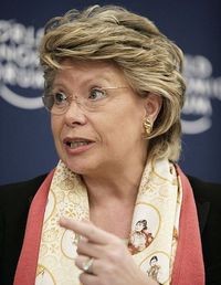 Комиссар ЕС по юстиции Вивиан Рединг