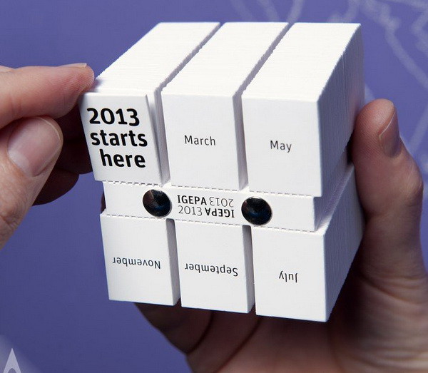 Интерактивный куб-календарь из картона