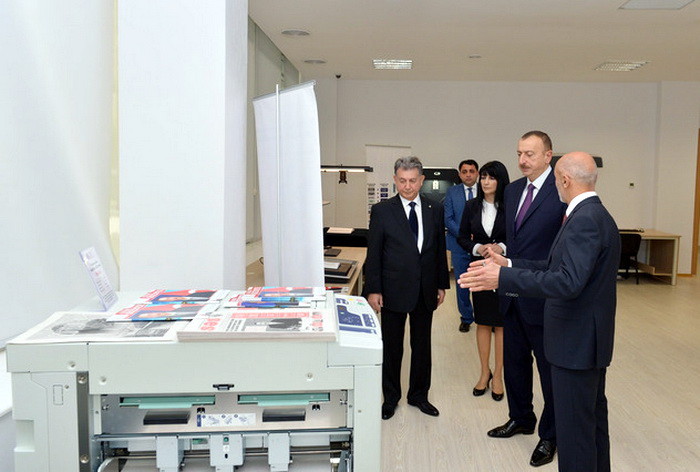 Президенту Азербайджана продемонстрировали Riso A2