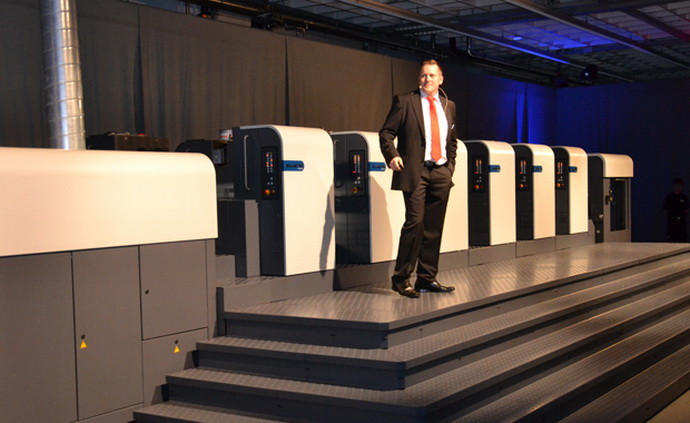 Manroland Sheetfed анонсировала машину нового поколения Roland 700 Evolution