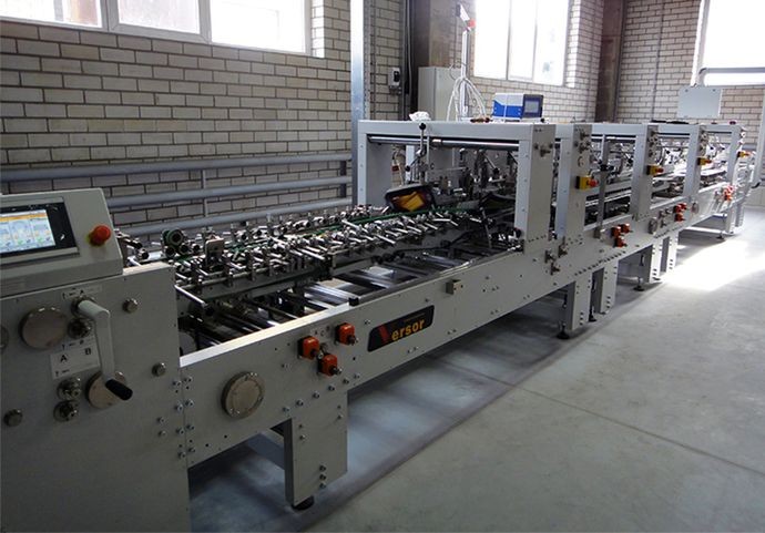 Фальцевально-склеивающая линия Versor запущена в Подмосковье