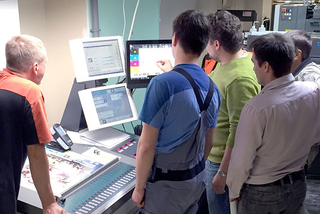 Первые системы Rutherford Graphic предварительного наката красок и обратной связи в России