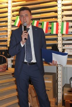 Этикетка по-итальянски с немецким блеском