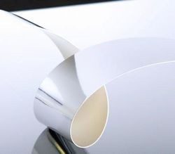 В ассортименте Antalis появился картон Invercote Metalprint