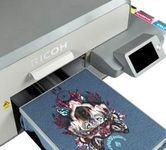 Ricoh выпустила два принтера для прямой печати на одежде