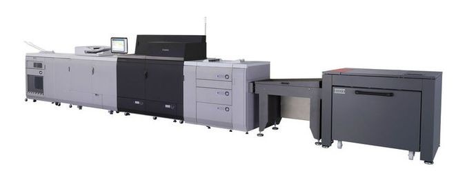 Canon оснастила ЦПМ imagePRESS C10000VP самонакладом для длинных листов