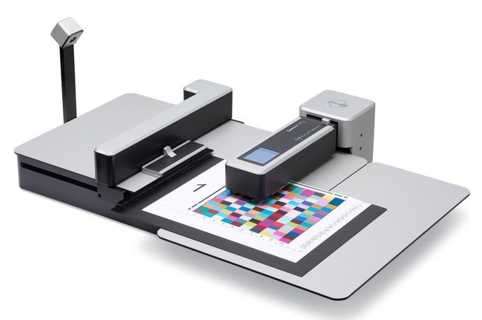 Спектрофотометр Barbieri electronic с инновационными методами освещения для широкоформатных принтеров 