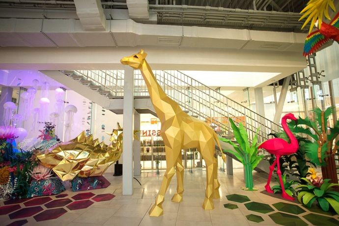 Многогранный мир из бумаги и картона