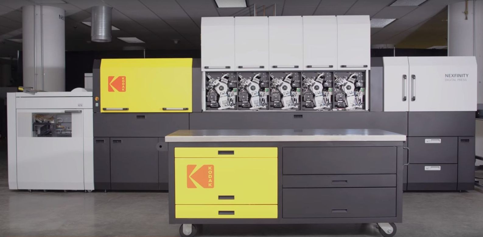 Kodak выпустила цветную пятисекционную листовую ЦПМ Nexfinity с произвольным порядком нанесения цветов