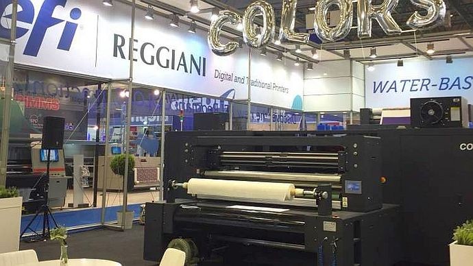 EFI показала текстильный принтер и технологию крашения джинсовой ткани