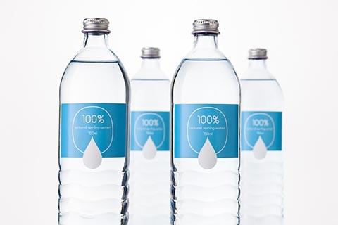 Zanders выпустила этикеточную бумагу с повышенной непрозрачностью при намокании