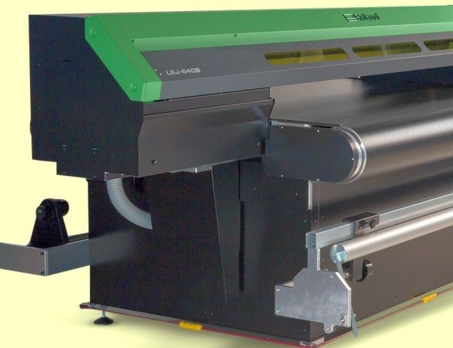 Roland DG показала на FESPA 2018 принтеры VersaUV S-Series 