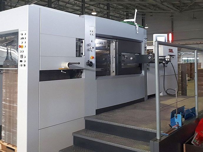 Автоматический высекальный пресс SBL-1050SEВ установлен в типографии «ВМС-Принт»