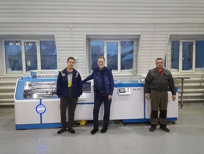 Автоматическая швейная линия Smyth DX-70 установлена в Салехарде