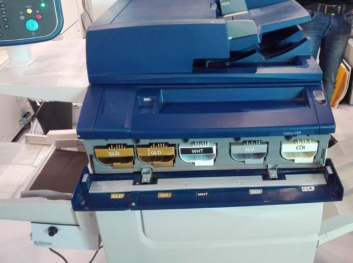 BiancoDigitale: серебряный, золотой и флуоресцентный тонер и не только