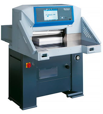 Horizon выпустила программируемую бумагорезальную машину для цифровых типографий