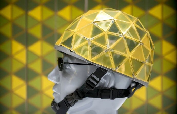 Материал-хамелеон «Ростеха» для экипировки солдат будет использоваться в рекламе и дизайне