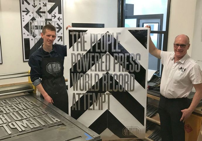 Выпущена самая большая в мире машина высокой печати