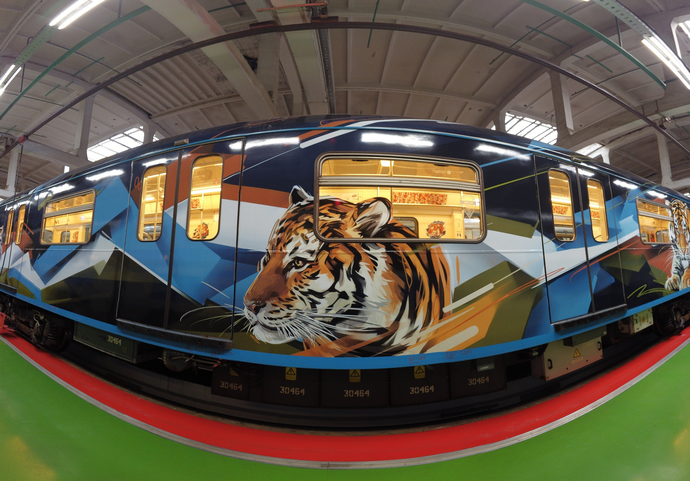 В московском метро появился состав, оформленный с использованием принтера HP Latex 570