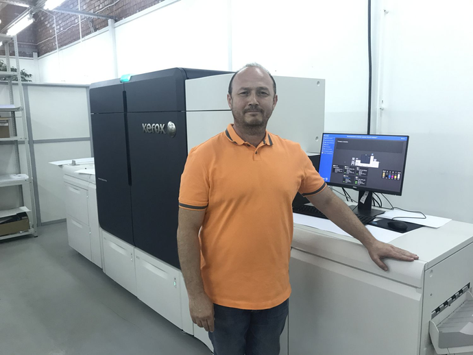Xerox Iridesse Production Press в типографии «Радуга»