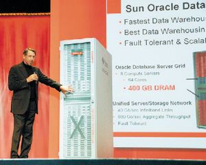 Oracle увеличит число продуктов, включающих в себя как аппаратные, так и программные компоненты; примером подобной системы является Exadata Database Machine
