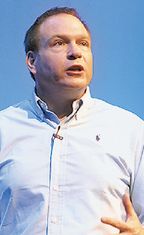 Боб Маглиа: «Облака меняют подход к разработке приложений, который практиковался на протяжении последних пяти-десяти лет»