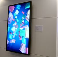 Одной из отличительных особенностей Philips BDL6551V называют малую толщину рамки дисплея – 3,1 см 