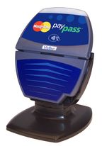 Для того чтобы сервисы мобильной оплаты приобрели популярность, необходим широкий выбор устройств, поддерживающих соответствующие технологии 