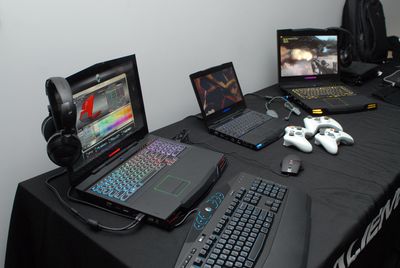 В Dell уверены, что новые модели семейства Alienware заинтересуют не только геймеров, но и тех, кто нуждается в мощных системах, позволяющих запустить самые ресурсоемкие приложения