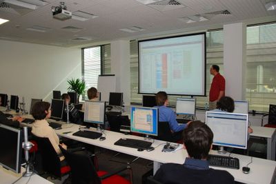 В Microsoft утверждают, что с новыми SharePoint и Excel анализировать большие объемы данных из разных источников можно будет без помощи разработчиков